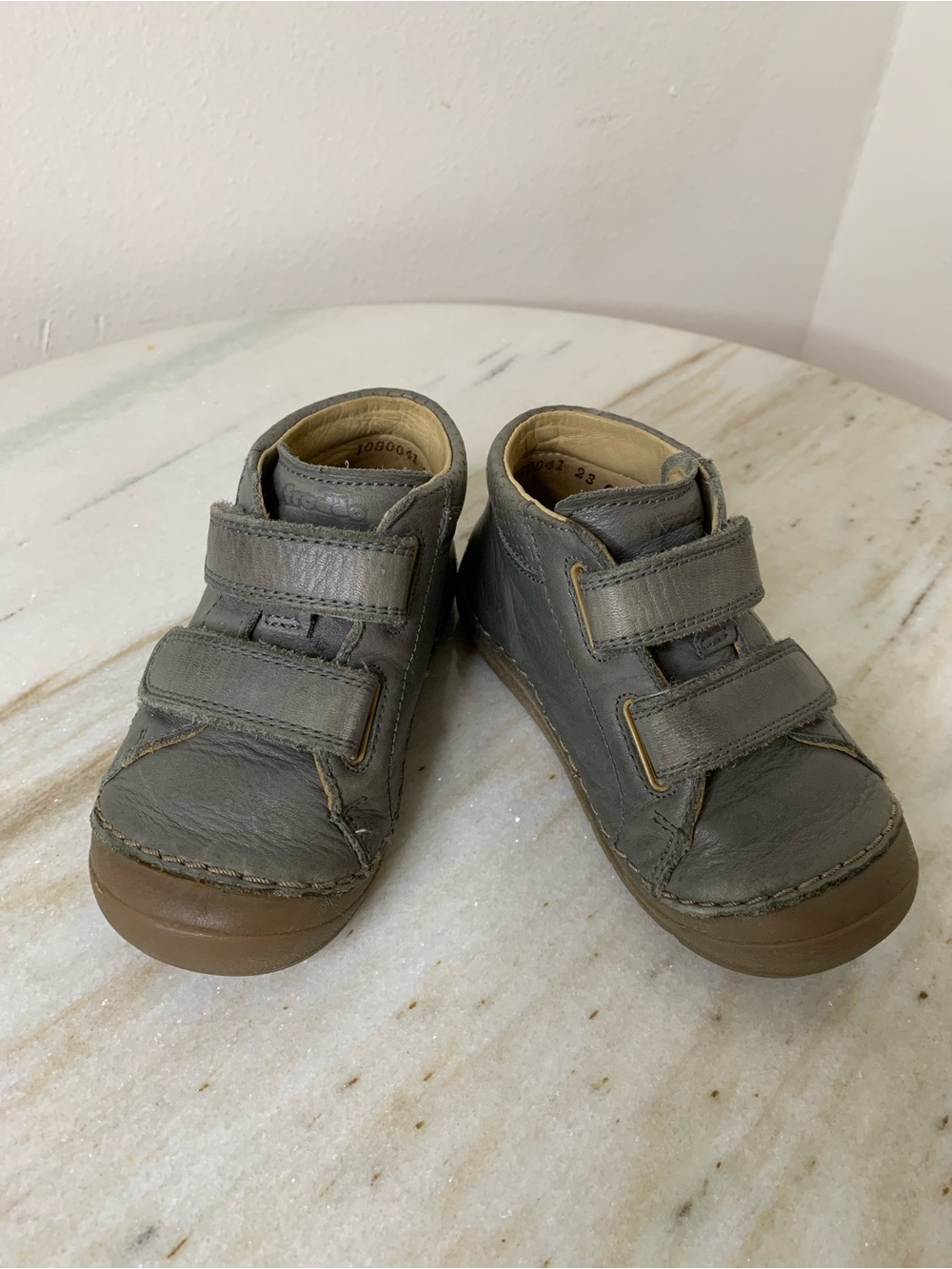FRODDO boots leather toddler sz 7 or 23 Gray Velcro